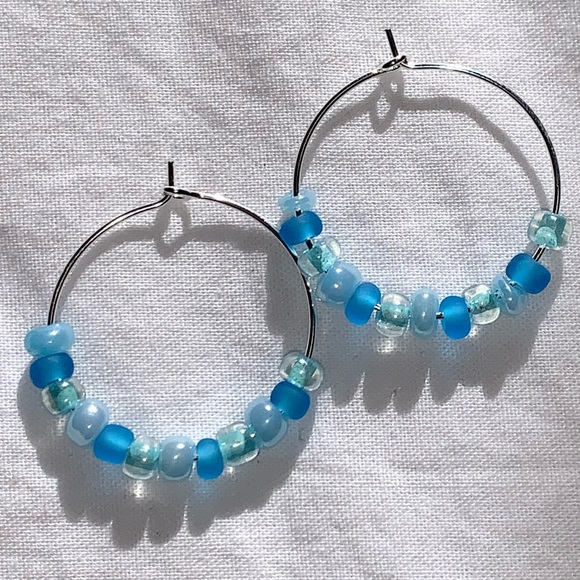 Beaded Hoop Earrings
25mm stainless steel - Picture 8 of 16
